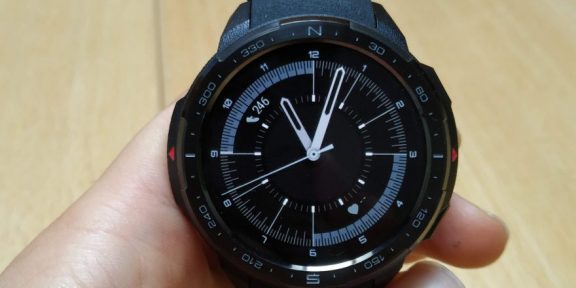 TIP NA VYBAVENÍ: HONOR Watch GS Pro se hodí na sport, cestování i outdoor