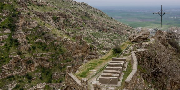 Lališ je důležitým svatým místem jezídů v Kurdistánu