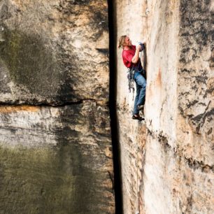 Lezení na labských pískovcích, Národní park Saské Švýcarsko, Sasko, Foto: Deutsche Zentrale für Tourismus