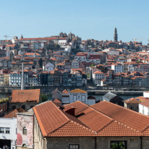 Pohled na Portu z jižního břehu řeky Douro, Portugalsko, Autor: Michal Kroužel