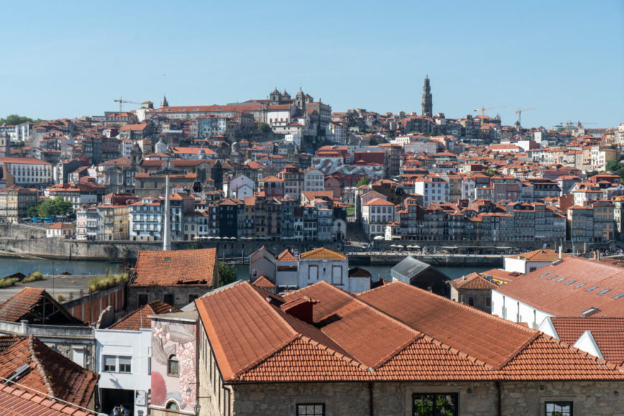 Pohled na Portu z jižního břehu řeky Douro, Portugalsko, Autor: Michal Kroužel