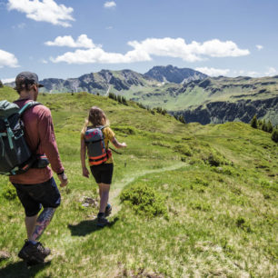 Turistika v Saalbach Hinterglemm vás zavede na hřebeny Kitzbühelských Alp, na horské louky, k salaším i do svěže zelených lesů.