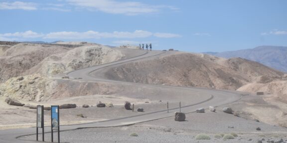 Obří elektrárna Hoover Dam a Údolí smrti