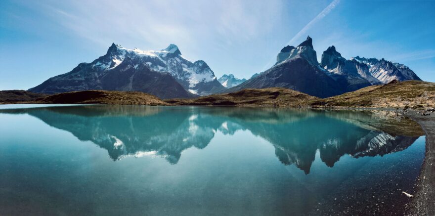 Cuernos del Paine (Chile) - jinak nazývané také jako ďáblovy rohy. Foto: Alena Mahlejová a Marie Šnajdrová