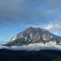 Fronta k vrcholu malajské čtyřtisícovky Mt. Kinabalu