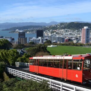 Wellington, tuhle fotku najdete na většině pohlednic, ale zvládnete ji pořídit i sami