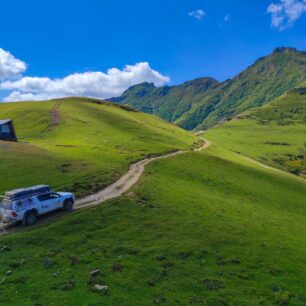 Sairmepass, malý Kavkaz, Gruzie