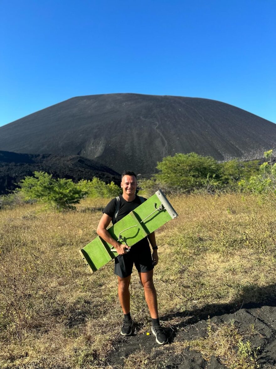 Cerro Negro, Salvador