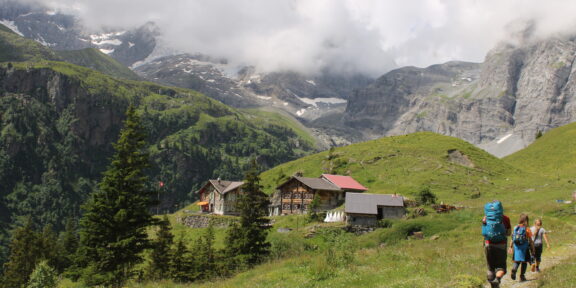 Z Mürrenu k jezírku Oberhornsee