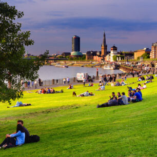 Düsseldorf - Rýnská promenáda. Foto: Germany Travel