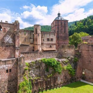 Heidelberg: Heidelberský zámek v létě © Lookphotos/Hanna Wagner