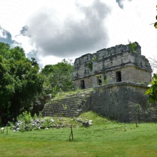 Palác v Chichén Itzá