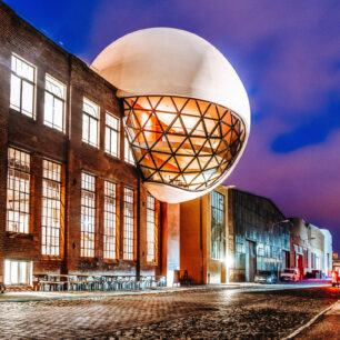 Lipsko: Niemeyer Sphere u továrny Baumwollspinnerei © Mitteldeutsche Zeitung/Andreas Stedtler