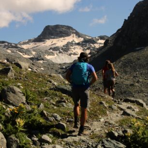 Švýcarsko s dětmi. Trek po loukách a chatách nad údolím Nendaz