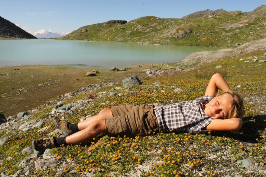 Švýcarsko s dětmi. Trek po loukách a chatách nad údolím Nendaz