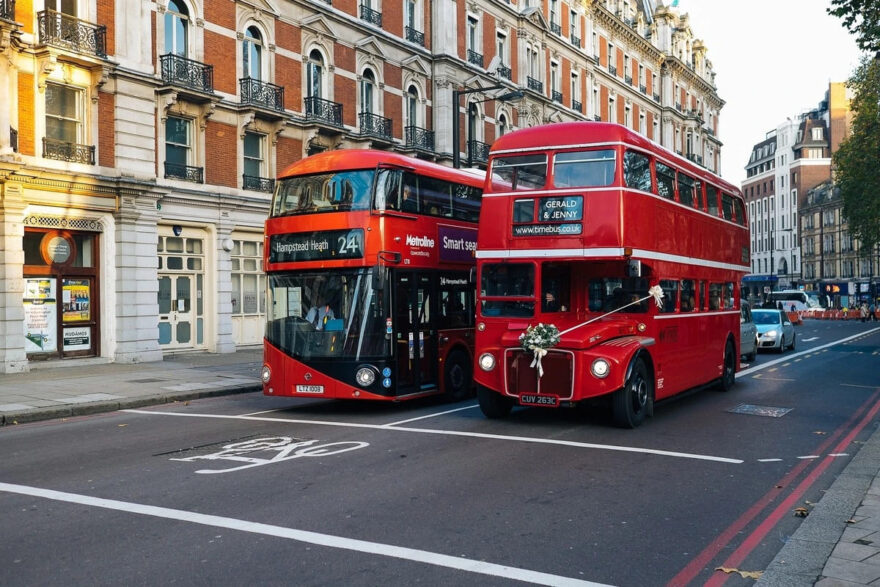 Typické Doubledecker autobusy