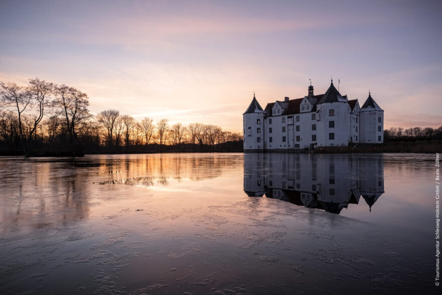 Vodní zámek Glücksburg © Tourismus-Agentur Schleswig-Holstein GmbH/Beate Zöllner