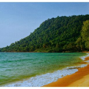 Krásné a liduprázdné pláže na západní straně ostrova Koh Rong Sanloem