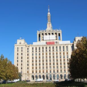 Stalin ve městě zanechal Dům tisku, dnes svobodného tisku