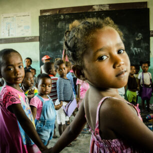 Škola na Madagaskaru. Foto: Mart Eslem