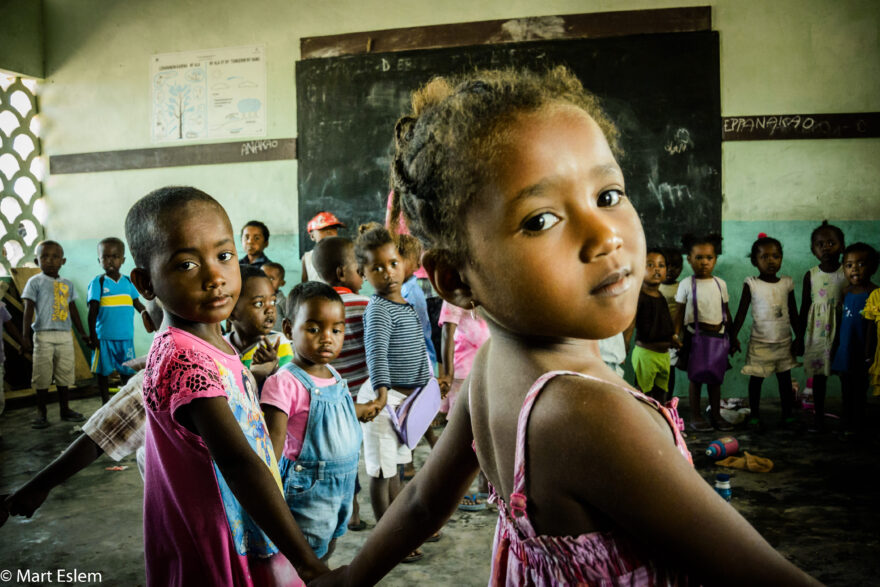 Škola na Madagaskaru. Foto: Mart Eslem