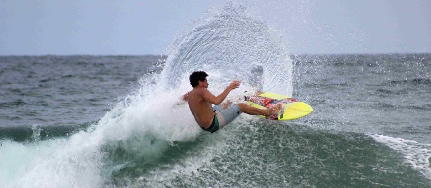 Na Maledivy za vodními sporty: potápění, surfing i plavání