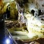 Srbské toulky okolím hornického města Majdanpek, jeskyně Rajkova pečina, skalní průrva Valja Prerast