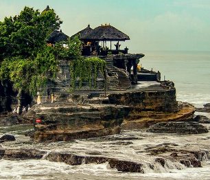 Dokonalá příroda i unikátní architektura: jak si nejlépe užít Bali 