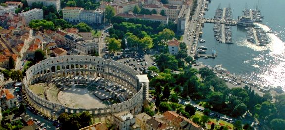 Do jižní Istrie za typicky přátelskou atmosférou, bohatou kulturou i báječným koupáním v moři