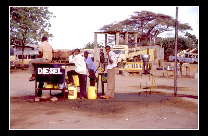 Benzinka v severní Keně, Lodwar