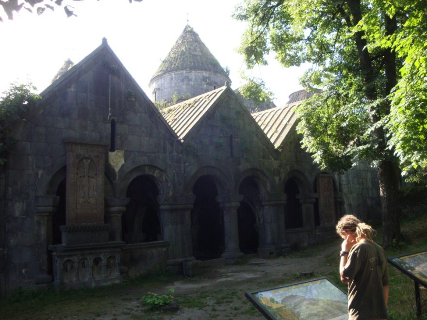 Klášter Sanahin, lokace nad Alaverdi, rok založení 930.n.l. Arménie