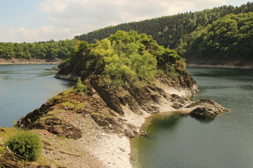 Ostroh v Urftsee, Německo