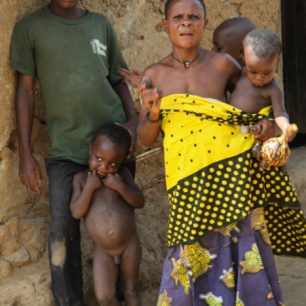 Průměrná výška Pygmejů je metr a půl, Uganda