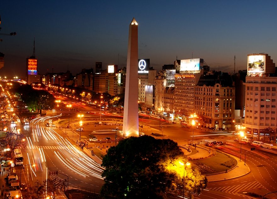 Obelisk na Avenida 9 de Julio