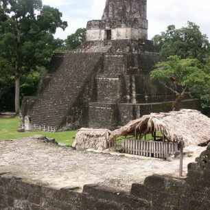 Jaguáří pyramida je symbolem nejenom mayského města Tikal, ale i Guatemaly jako takové.  