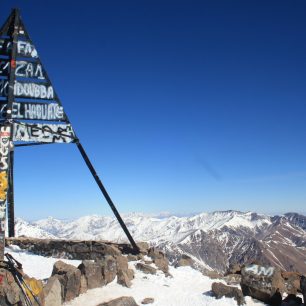 Nejvyšší horou Vysokého Atlasu je Jebel TOubkal