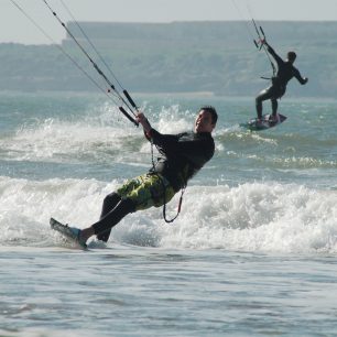 Kitesurfing v Essaouira nabízí různorodé podmínky, Maroko