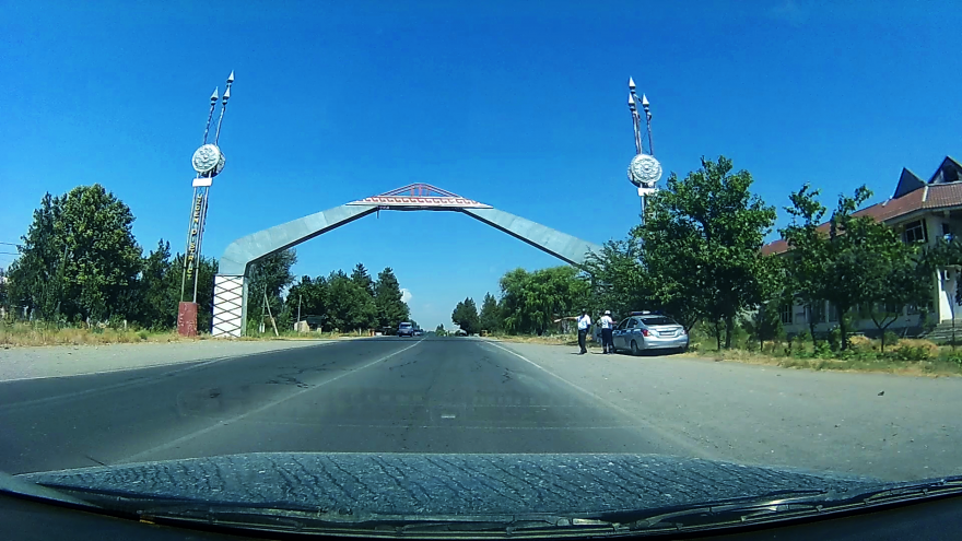 Policejní kontrola v přímém přenosu, Kyrgyzstán