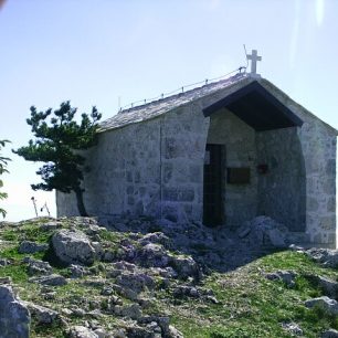 Kaplička na nejvyšším vrcholu Hvaru, Sv. Nikola (626 m), Chorvatsko, foto: Martin Brož