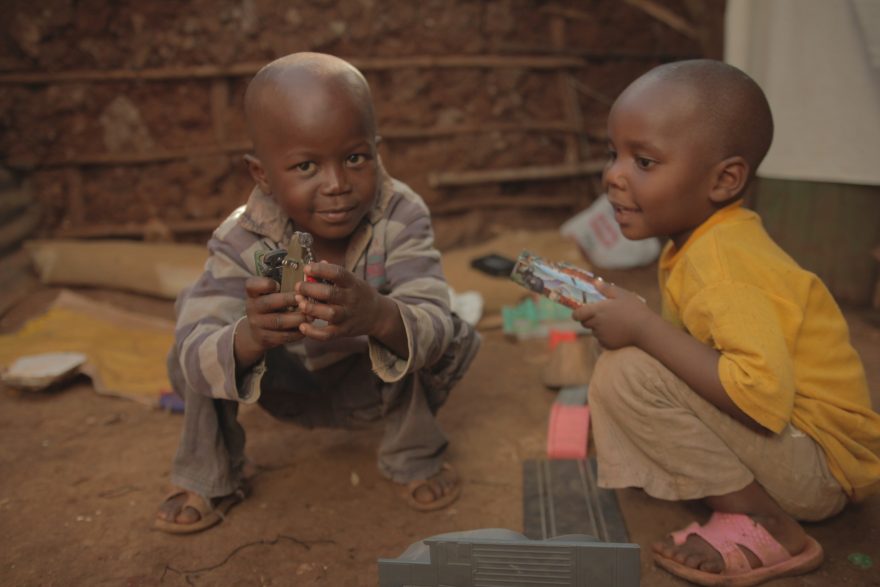 Další z dětí slumu, Kibera, Nairobi, Keňa