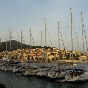 Přístav pro plachetnice na ostrově Hvar, Chorvatsko