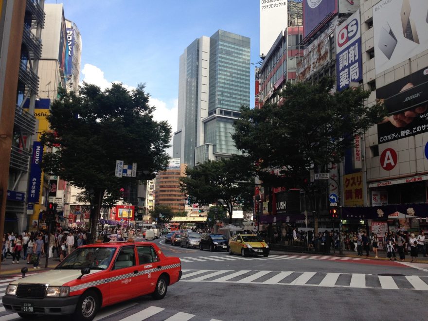 Tokio, město přechodů ve všech směrech, Tokio, Japonsko