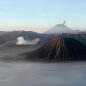 Ohnivá hora Merapi na Jávě přináší smrt a strach