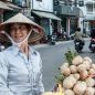 Hawkers of Ha Noi: těžký život vietnamských pouličních prodavačů, které fotí každý turista