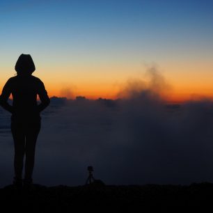 Západ Slunce nad mraky, Big Island, Hawaii