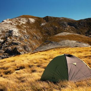 Nocleh kousek pod vrcholem Mt. Arthur byl nádherný, Nový Zéland