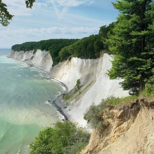 Křídové útesy v NP Jasmund na Rujáně