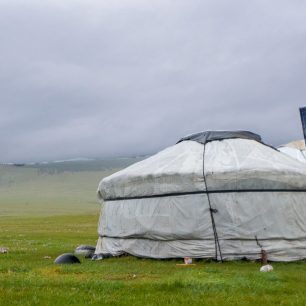 U jurty nesmí chybět solární panel, Mongolsko