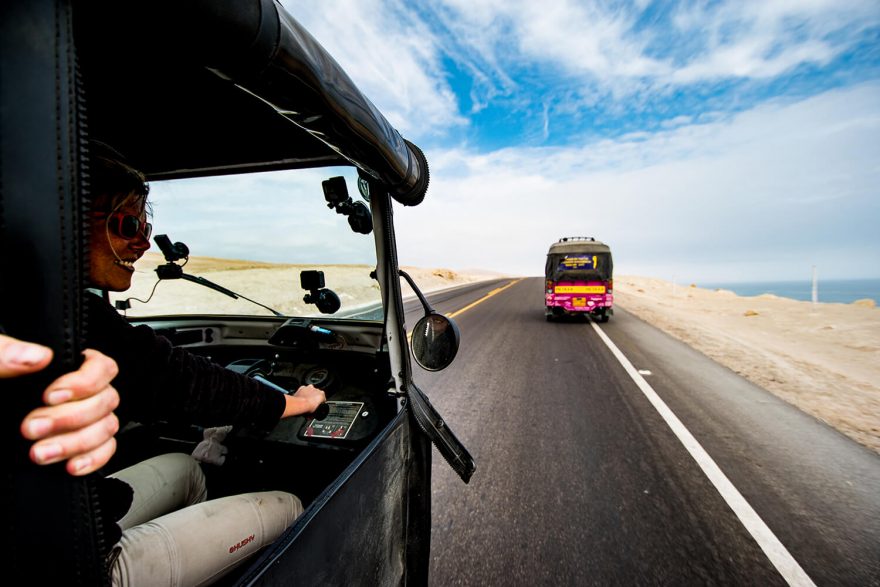 Naše průměrná rychlost není nijak závratná. Jsou dny, kdy jedeme pouhých 15 km/h. Když se daří tak za jeden „tuktuk den“ najedeme i 250 km.