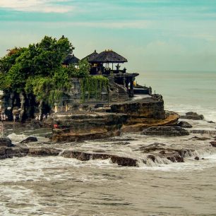 Chrám Tanah Lot